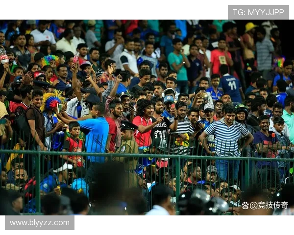 因球迷展示歧视横幅,巴萨被禁止出售下一场欧冠客场门票